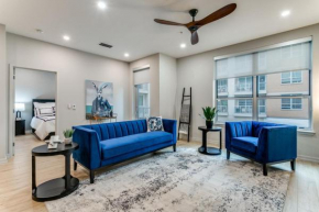 Stunning high-rise apartment on McKinney Avenue